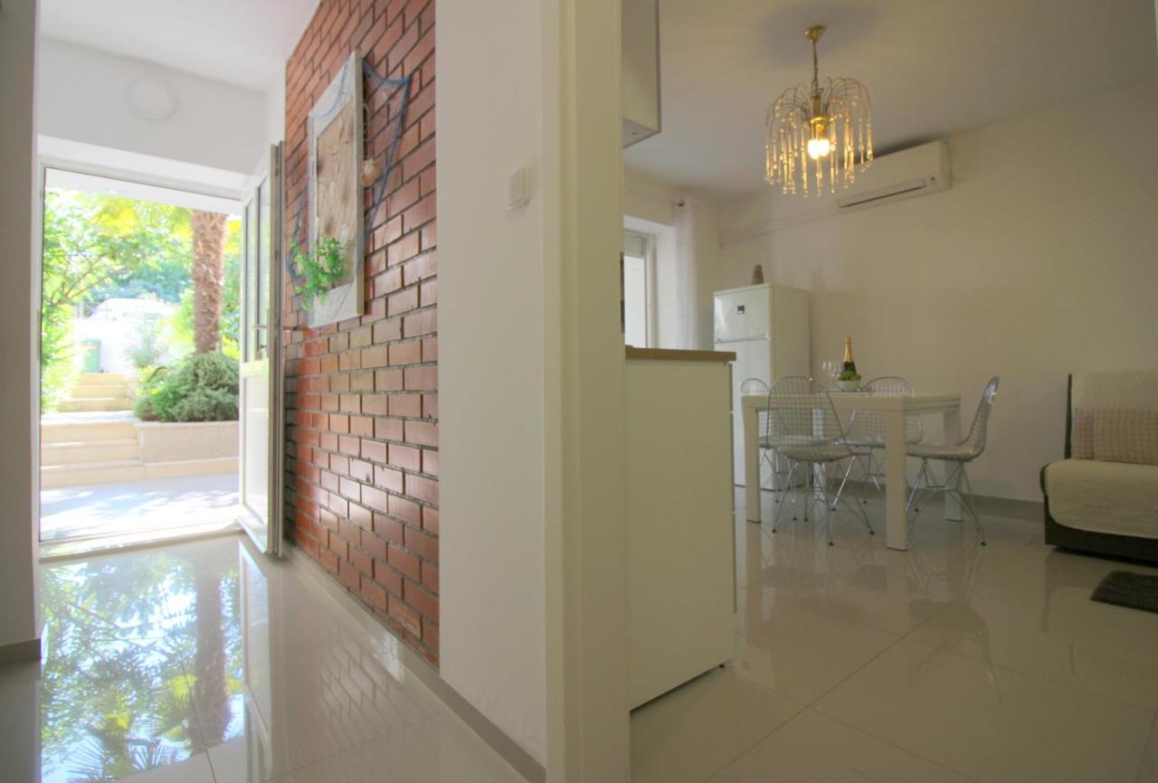 Modern Apartment Zen With Private Garden بوريتش المظهر الخارجي الصورة